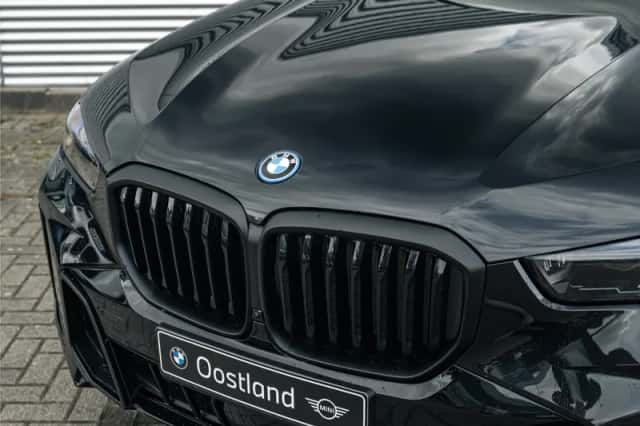 BMW X5 (2026) thumbnail 6