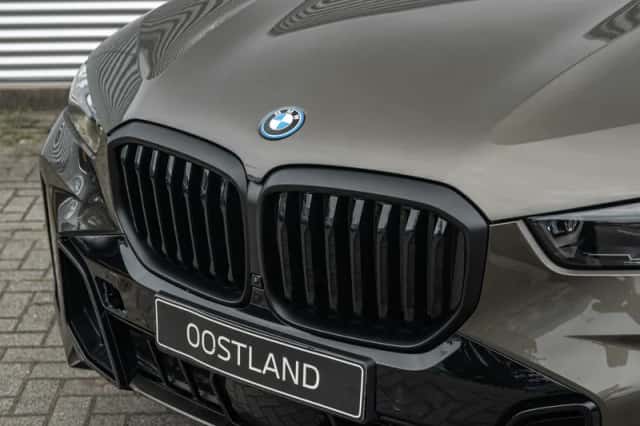 BMW X5 (2026) thumbnail 6