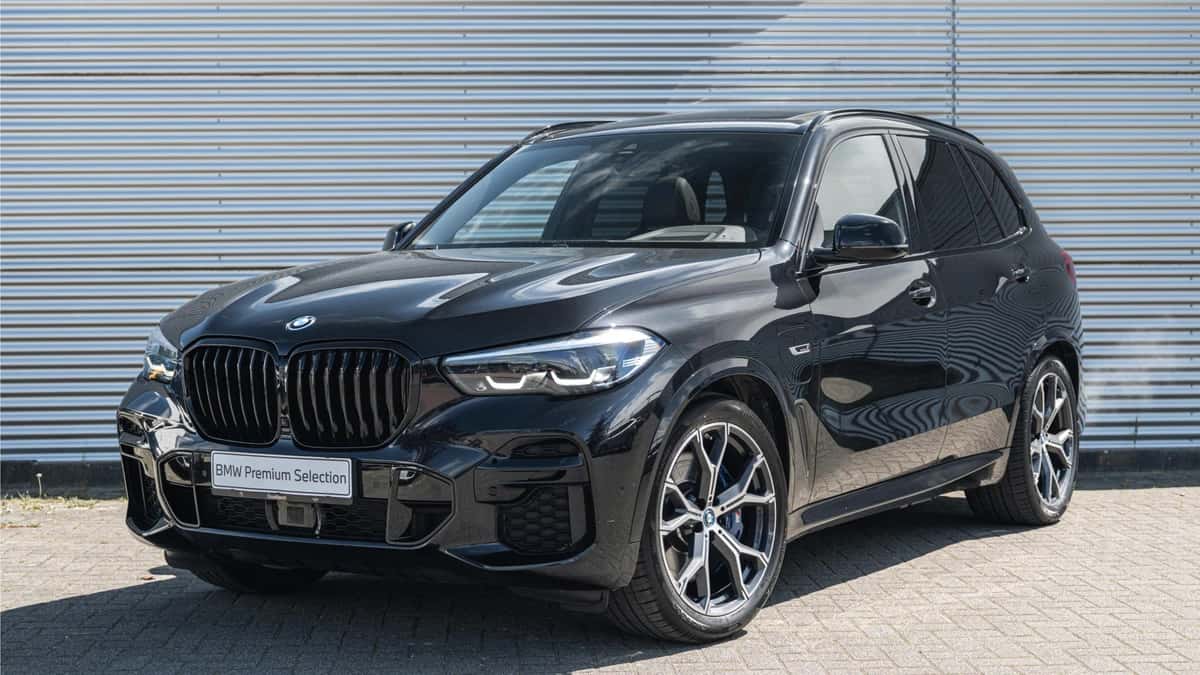 BMW X5 (2021) — foto 1