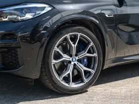 BMW X5 (2021) thumbnail 7