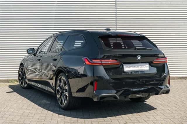 BMW 5-Serie (2025) thumbnail 2