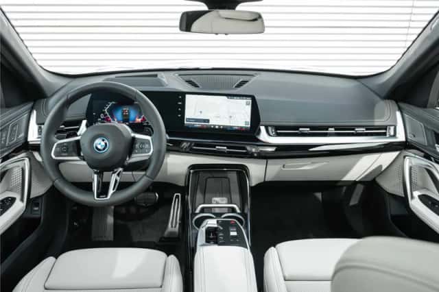 BMW X1 (2026) thumbnail 5