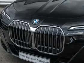 BMW i7 (2026) thumbnail 2