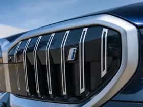 BMW i5 (2026) thumbnail 15