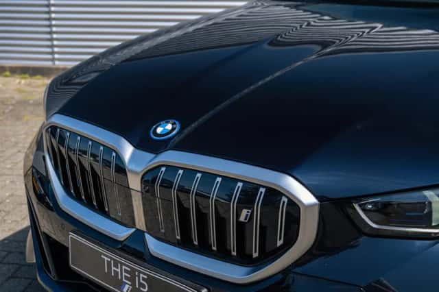 BMW i5 (2026) thumbnail 5