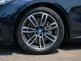 BMW i5 (2026) thumbnail 9