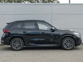 BMW X1 (2024) thumbnail 3