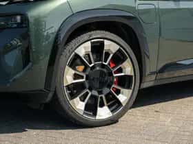 BMW XM (2024) thumbnail 4