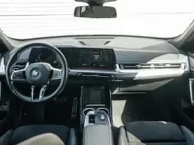 BMW X1 (2023) thumbnail 5