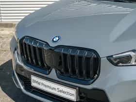 BMW X1 (2023) thumbnail 6