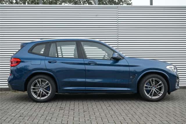 BMW X3 (2021) thumbnail 3