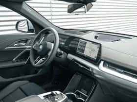 BMW iX2 (2026) thumbnail 12
