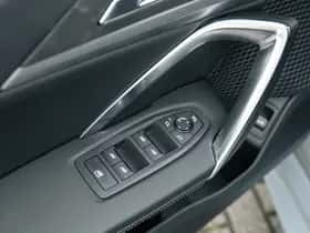 BMW iX2 (2026) thumbnail 17