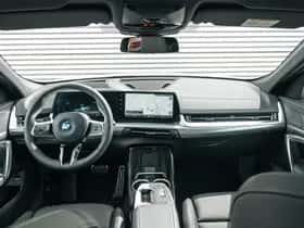 BMW iX2 (2026) thumbnail 5
