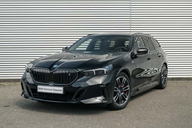BMW i5 (2025) thumbnail 1