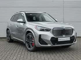 BMW iX1 (2026) thumbnail 12