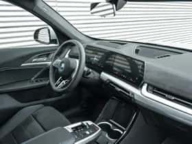 BMW iX1 (2026) thumbnail 13
