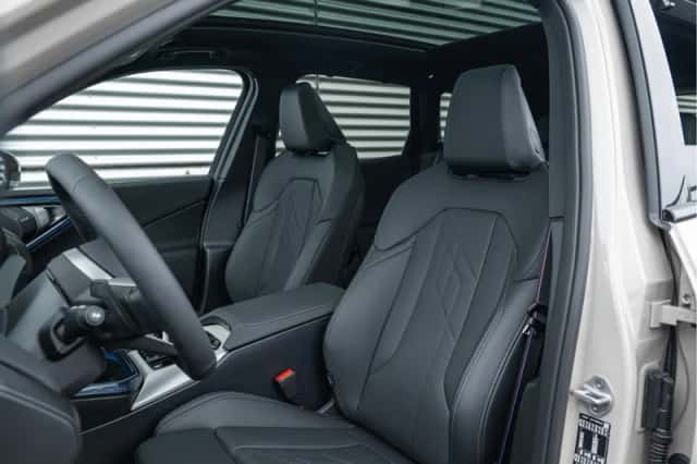 BMW X3 (2026) thumbnail 6