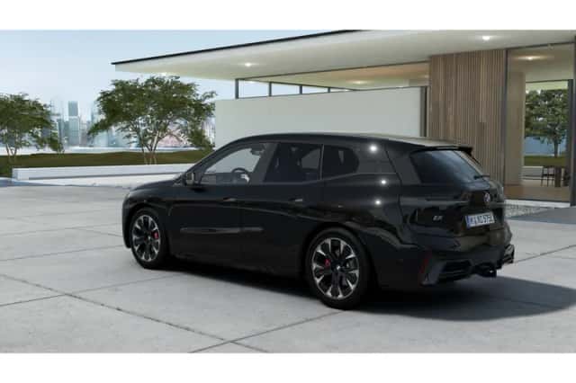 BMW iX (2026) thumbnail 2