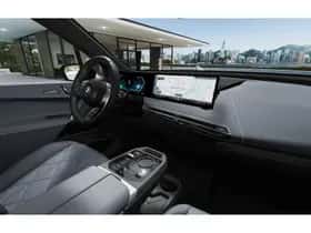 BMW iX (2026) thumbnail 8