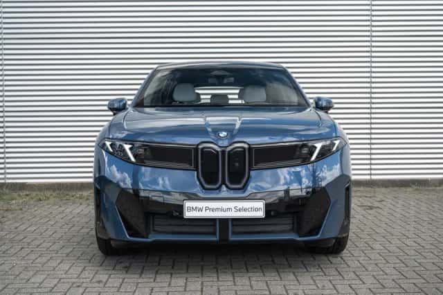 BMW iX3 (2026) thumbnail 6