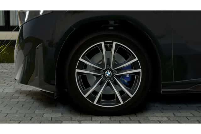 BMW iX3 (2026) thumbnail 6