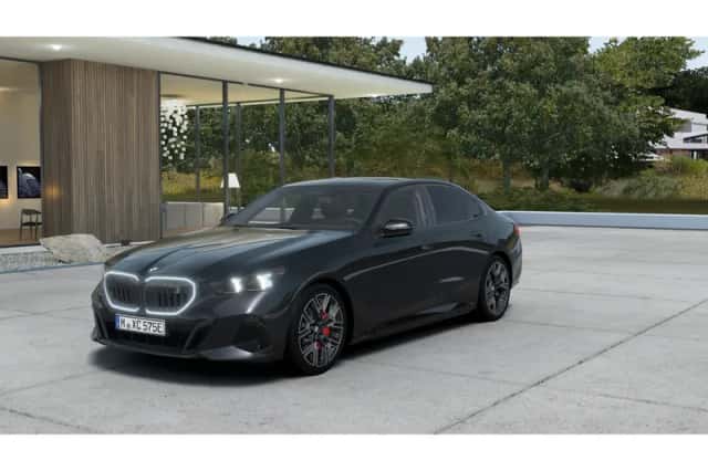 BMW i5 (2026) thumbnail 1