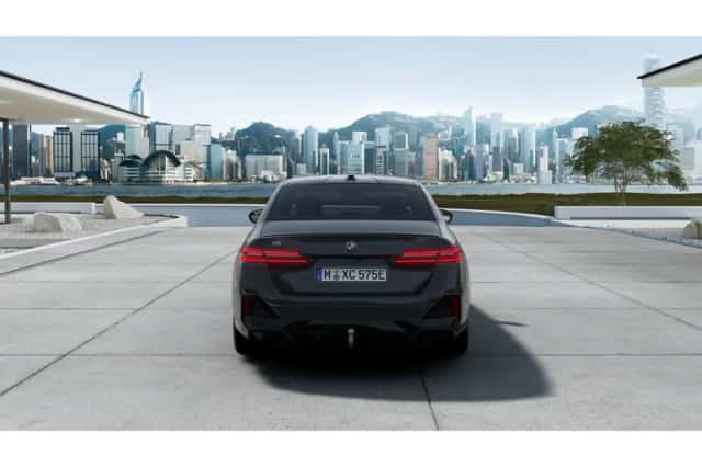 BMW i5 (2026) thumbnail 4