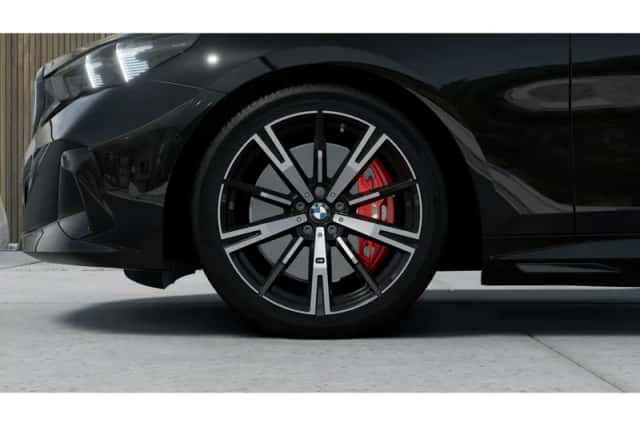 BMW i5 (2026) thumbnail 6
