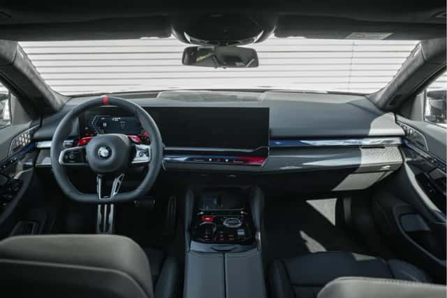 BMW M5 (2026) thumbnail 5