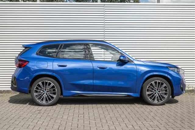 BMW X1 (2025) thumbnail 3
