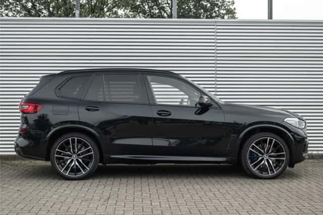 BMW X5 (2021) thumbnail 3