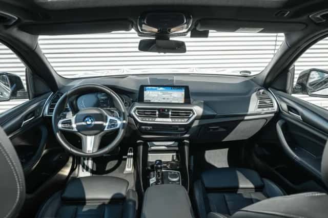 BMW X3 (2022) thumbnail 5