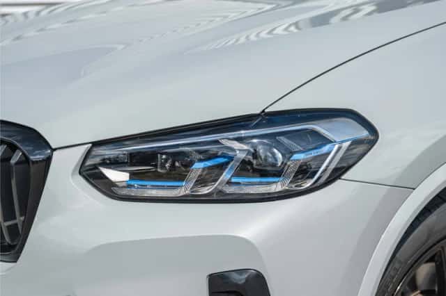 BMW X3 (2022) thumbnail 6