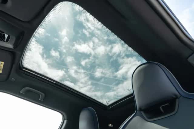 MINI Hatchback (2026) thumbnail 5