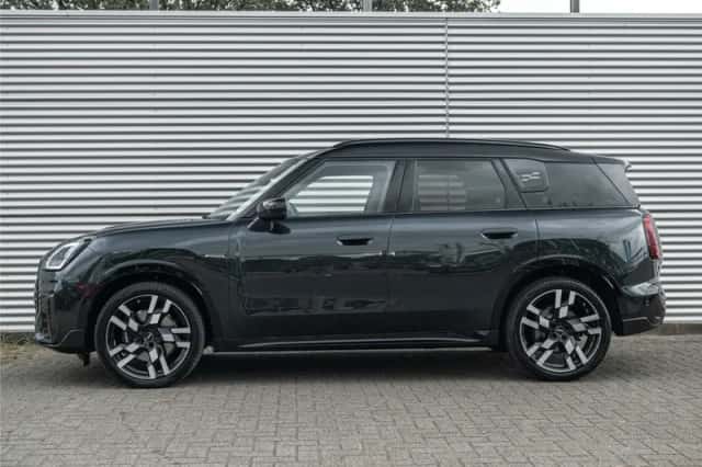 MINI Countryman (2026) thumbnail 2