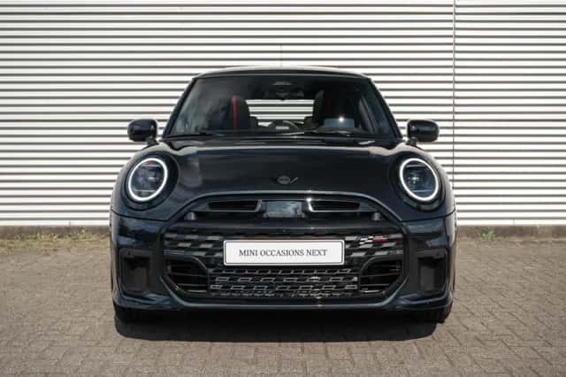MINI Hatchback (2026) thumbnail 5