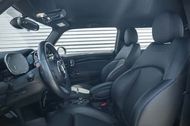 MINI Electric (2021) thumbnail 3