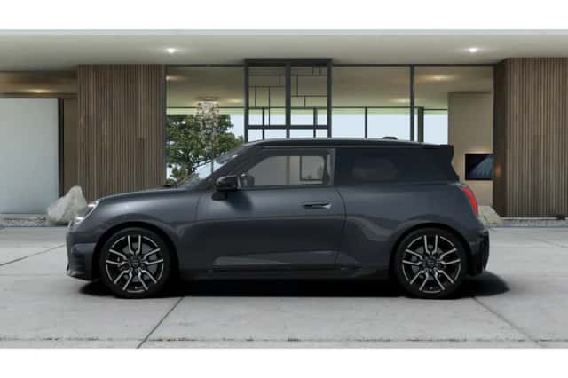MINI Hatchback (2026) thumbnail 2