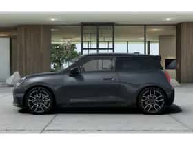 MINI Hatchback (2026) thumbnail 2
