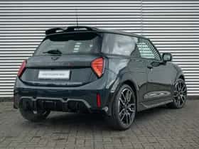 MINI Hatchback (2025) thumbnail 2
