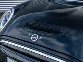 MINI Electric (2024) thumbnail 6