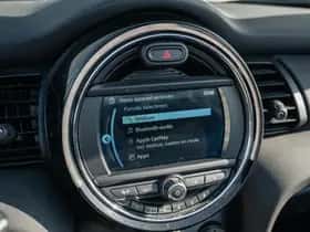 MINI Cabrio (2021) thumbnail 30