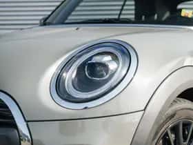 MINI Cabrio (2021) thumbnail 7