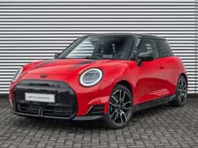 MINI Hatchback (2026) thumbnail 1