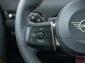 MINI Hatchback (2026) thumbnail 33