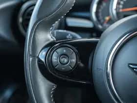 MINI Hatchback (2019) thumbnail 15