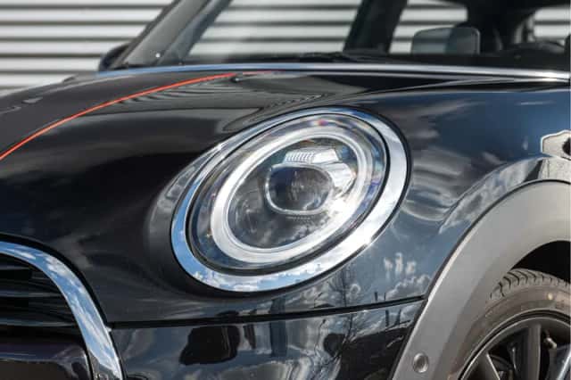 MINI Hatchback (2019) thumbnail 6