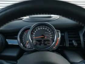 MINI Hatchback (2019) thumbnail 10
