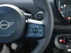 MINI Hatchback (2026) thumbnail 23